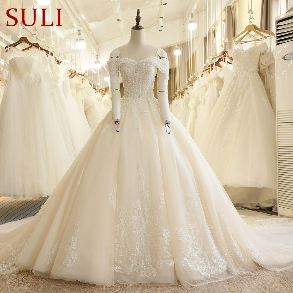 Luxury Backless Beads Off-Shoulder Lace Wedding Dress Affordable Custom Made Wedding Dress