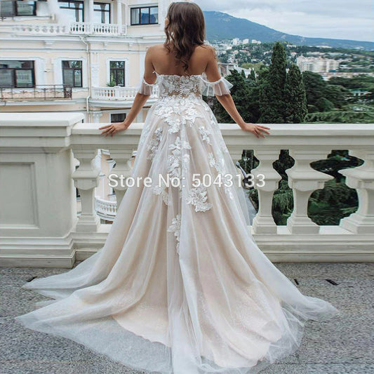 Sexy Sweetheart A Line Wedding Dresses Off Shoulder Champagne Liner Tulle Appliques Sleeveless Bridal Gowns Womens Formal