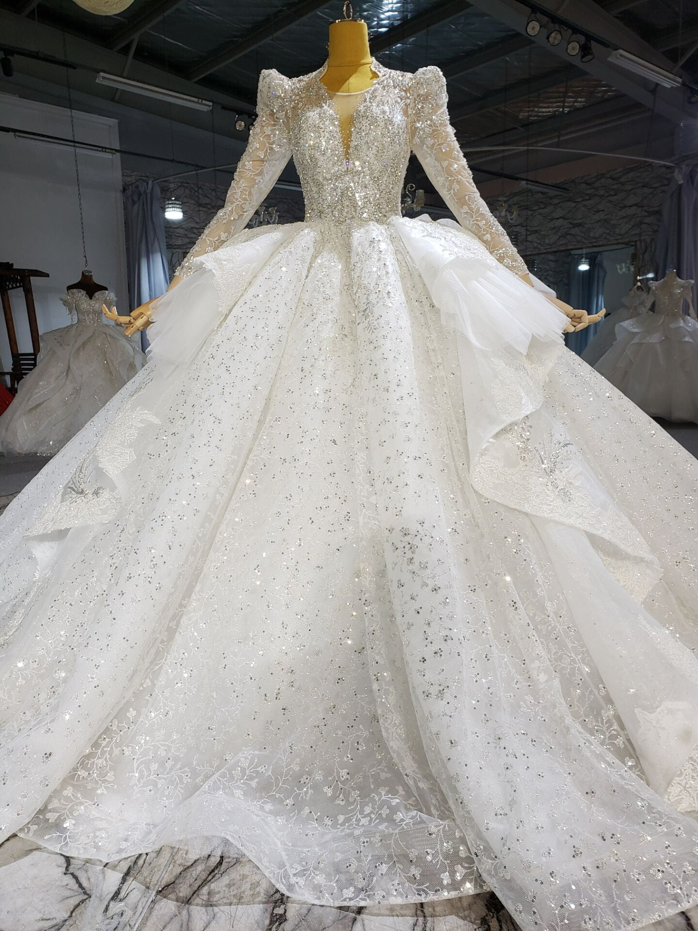 Starry Bridal Wedding Dress Crystal Beading Bridal Ball Gown Shining Bridal  Gown Floor Length Wedding Dress Capped Sleeve Bridal Prom Dress - Etsy
