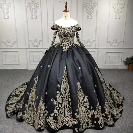 2 in 1 Black Ball Gown Luxury Dress with gold flower applique Quinceanera