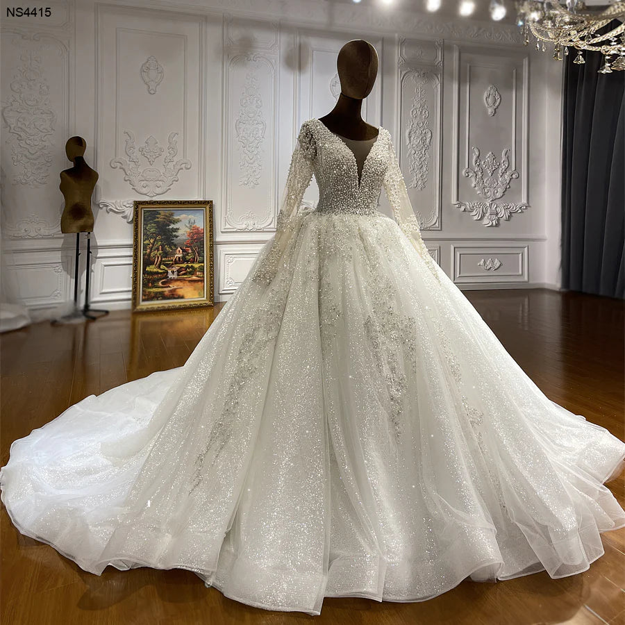 NS4415 Low Cut plunge Lace Pearls beaded Luxury Designer Appliques Ball Gown Wedding Dress