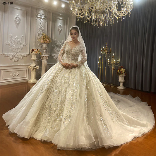 Royal Crystal Beaded Lace Appliques Ball Gown Glitter Sparkle Affordable Luxury Wedding Dress Aiso Bridal Plus Size Ball Gown Wedding Dress