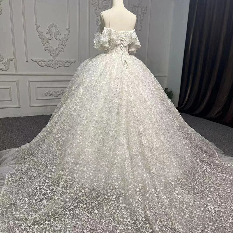Exquisite Ball Gown Sweetheart Neckline Wedding Gown Beaded Pearls Wedding Dress  Suknia Ślubna