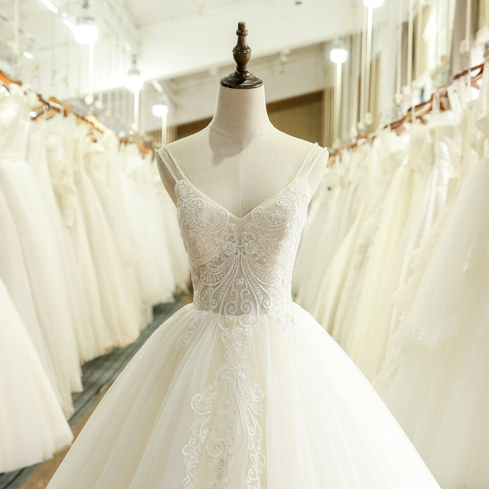 Vintage A-Line Tulle Lace Appliques Cheap Wedding Dress Aiso Bridal