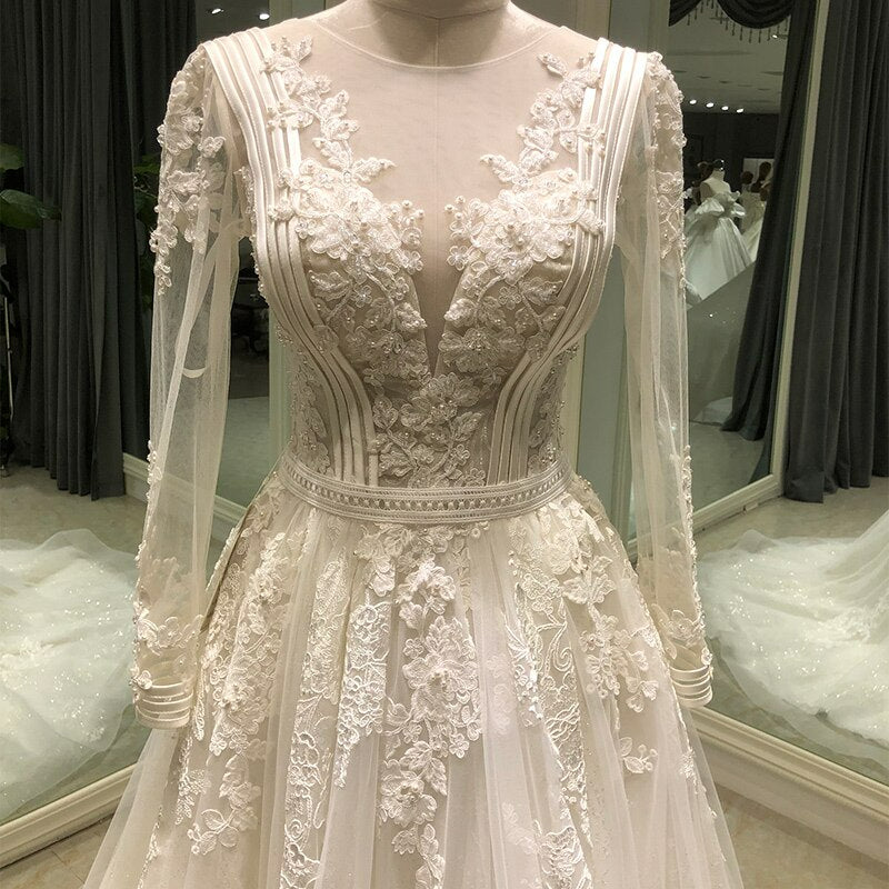 Gorgeous Appliques Long Sleeve A-Line Wedding Dress Charming Scoop Neck Belt Bridal Gown Vestido De Noiva