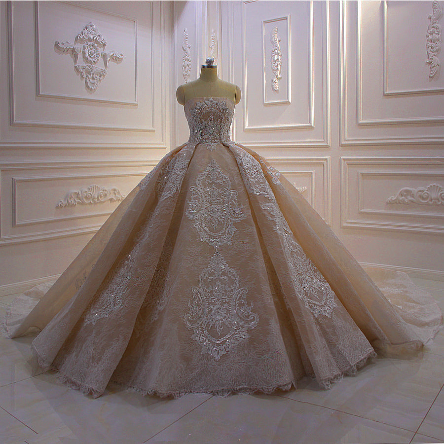 AM549 robe de marier Lace Applique Fluffy Ball Gown Strapless Wedding Dress