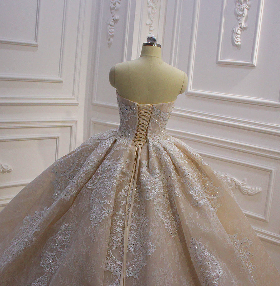 AM549 robe de marier Lace Applique Fluffy Ball Gown Strapless Wedding Dress