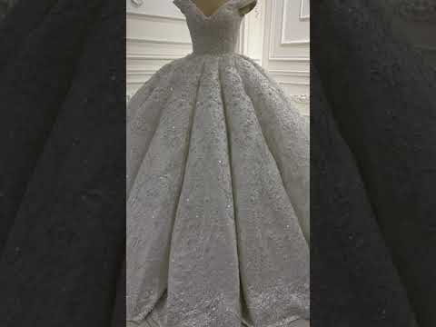 AM1074 New Collection Luxury Lace Applique Pearls Ball Gown Wedding Dress