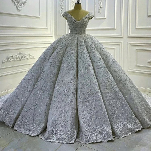 AM1074 New Collection Luxury Lace Applique Pearls Ball Gown Wedding Dress