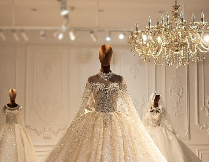 NS4273 Luxury  ball gown Wedding Dress With Cape train
