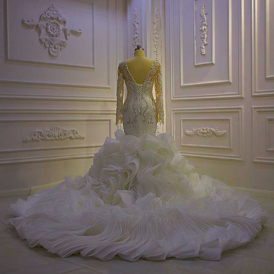 AM1078 Luxury Long Sleeve Lace Appliques Tiered Mermaid Wedding Dress