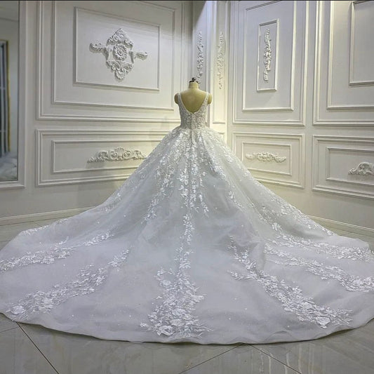 AM849 Square neckline luxury ball gown Wedding Dress