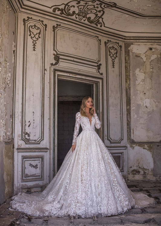A-Line Lace Wedding Dress Romantic V-neck Long Sleeve Beading Appliques Princess Bride Dress Vestidos De Novia